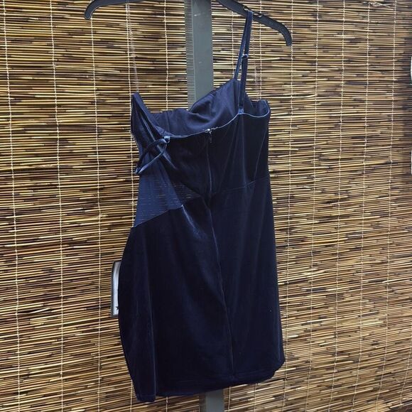 Juniors Womens Velvet Mini Cocktail and Party Dress Size XL - Picture 3 of 3